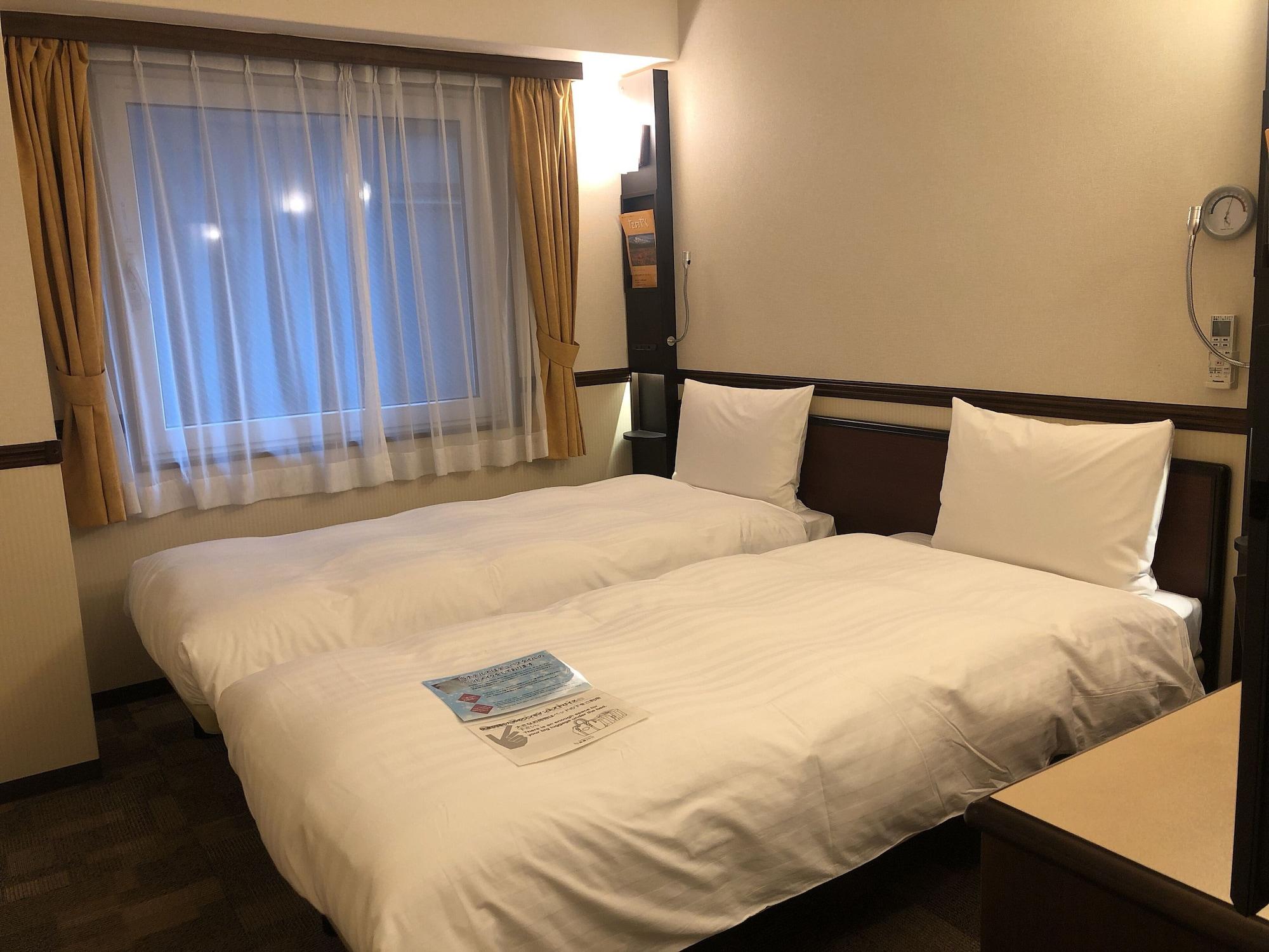 Toyoko Inn Tokyo Ueno Tawaramachi Eki Exterior foto